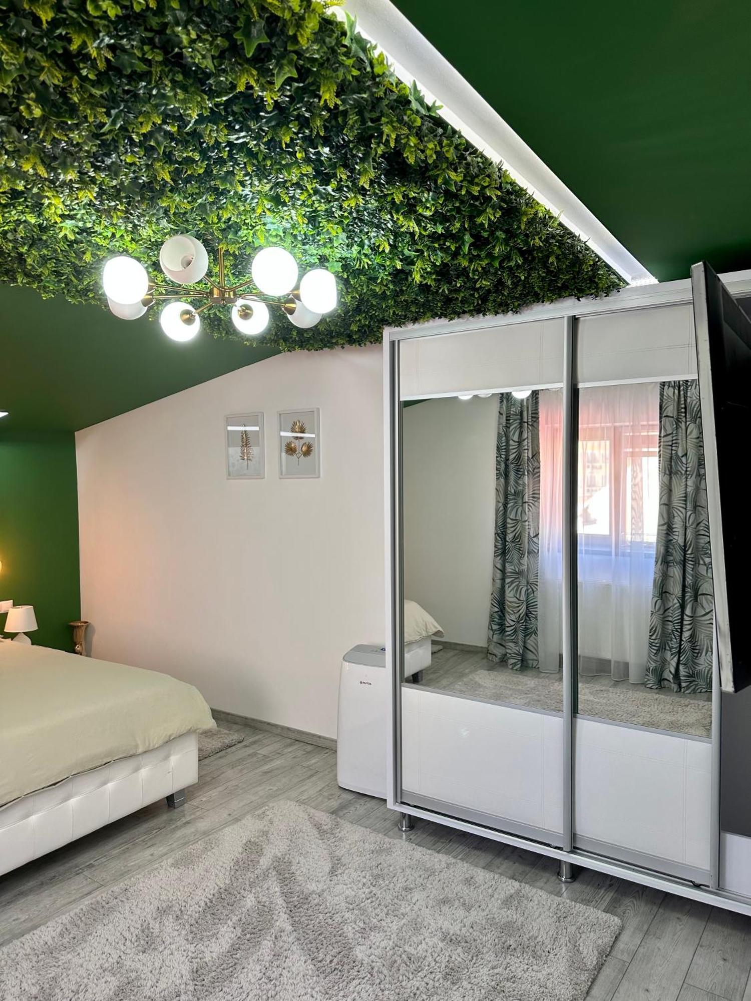 Deyinn Guest House Centrum Turda Exterior photo